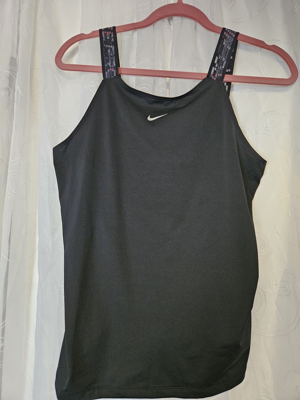 Nike Women’s Black Athletic Tank Top